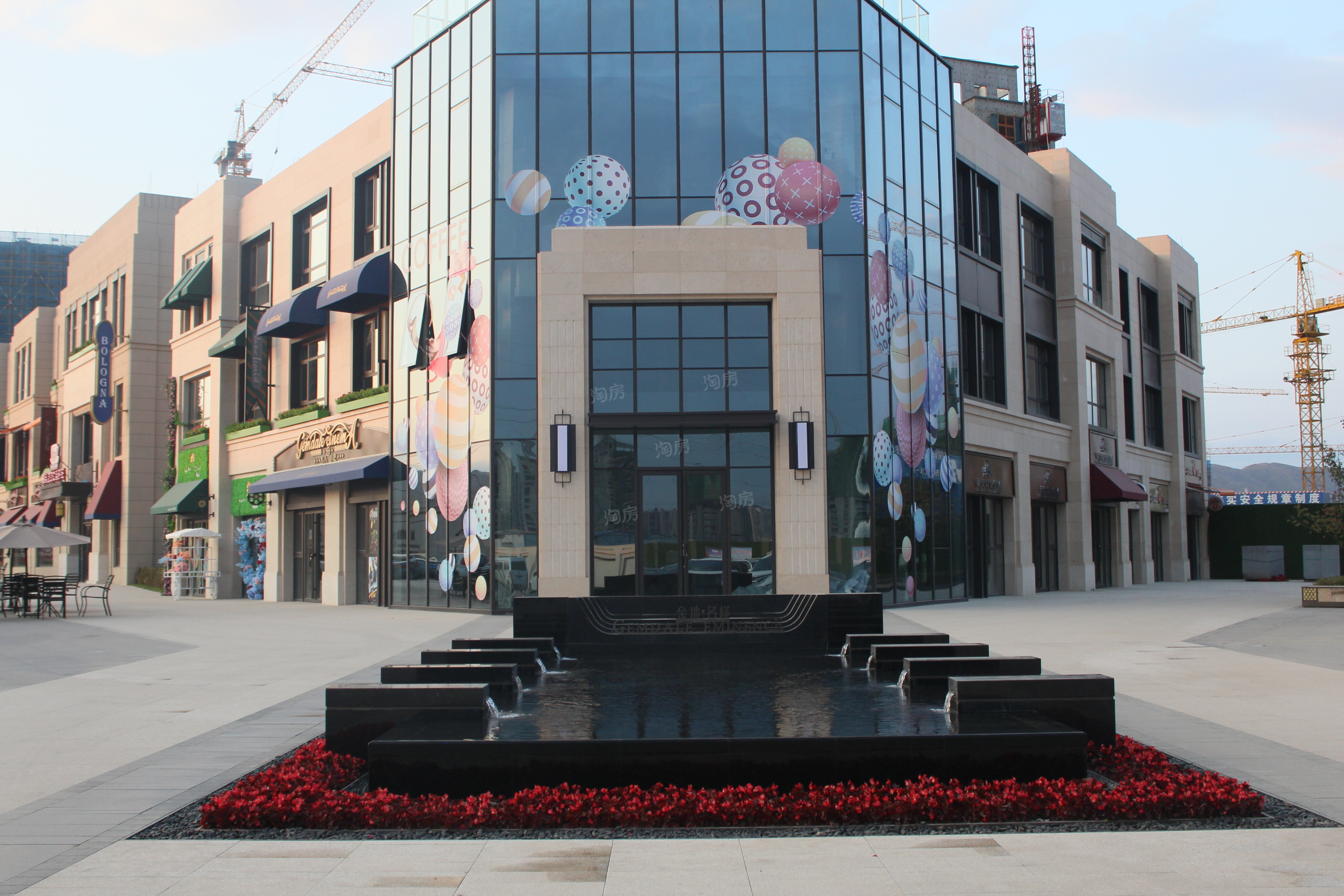 金地名峰实景图