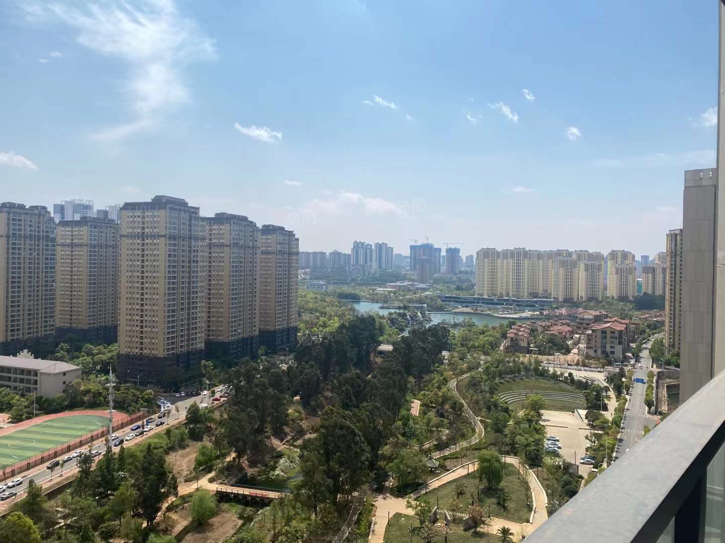 融城·昆明湖实景图