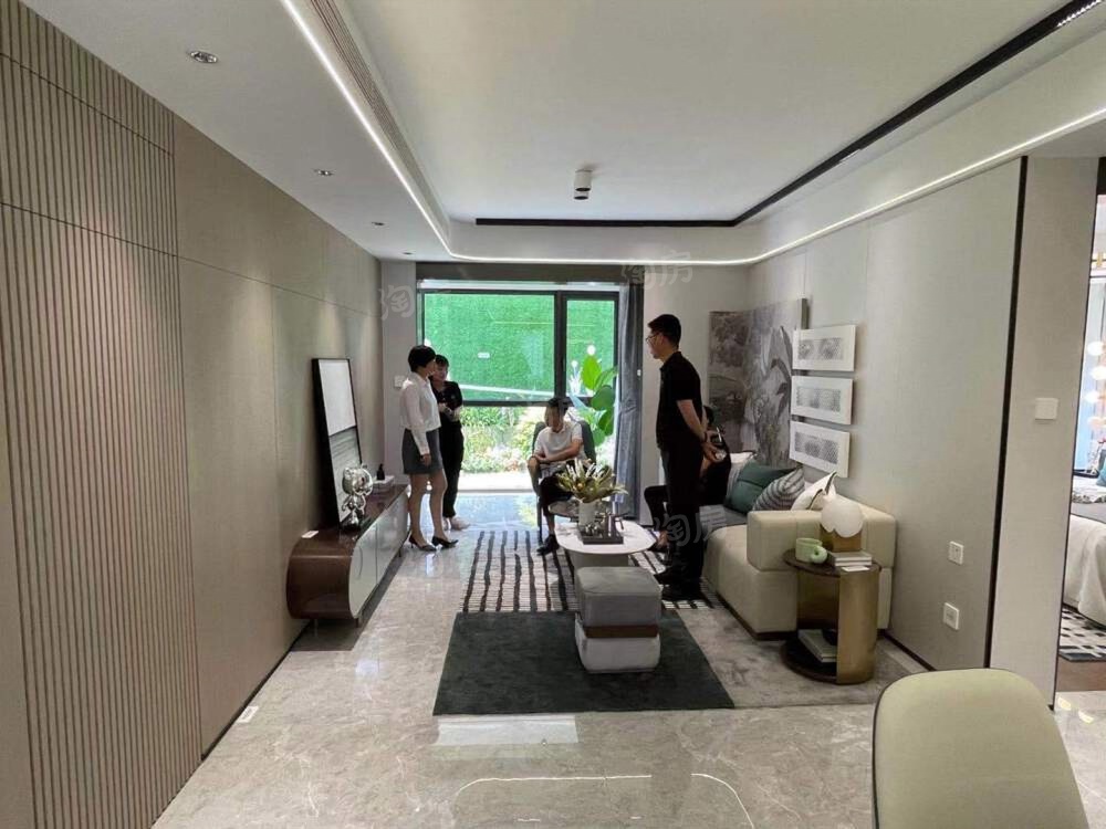 金地湖城风华样板间