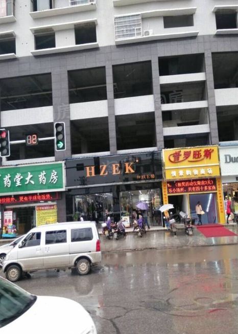 博大中央广场配套图