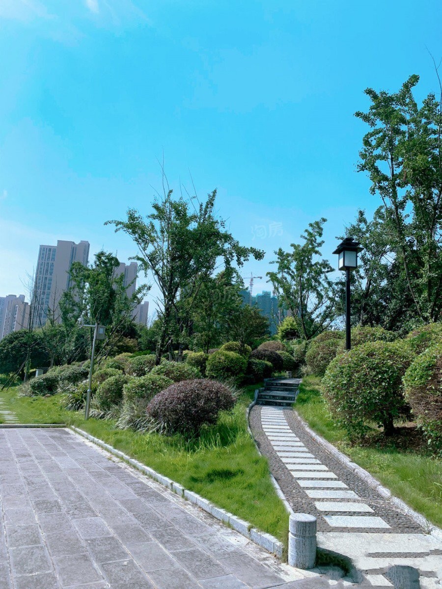 新外滩咋样？新外滩优缺点是什么？