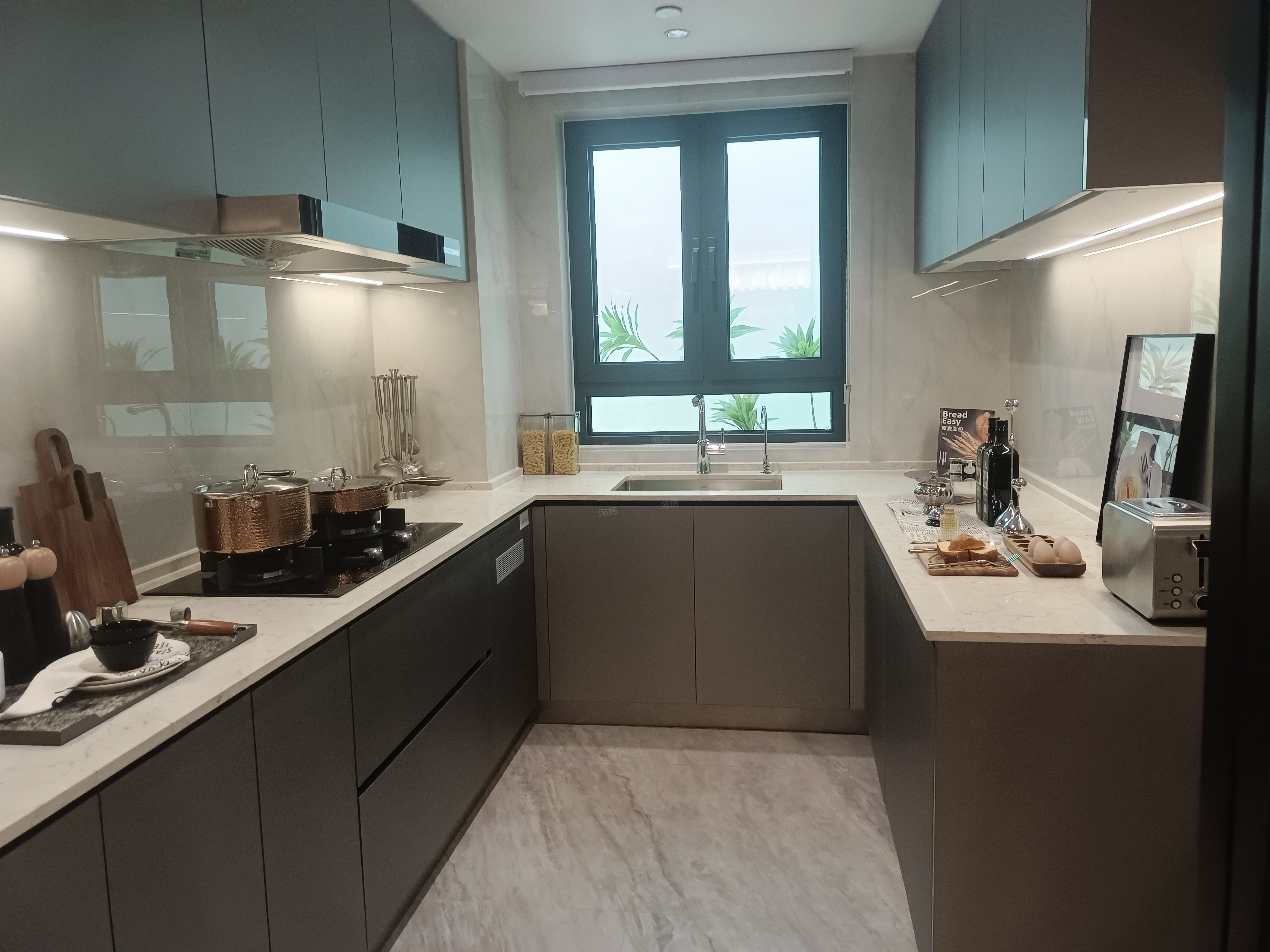 厨房布局大作战：打造高效烹饪空间