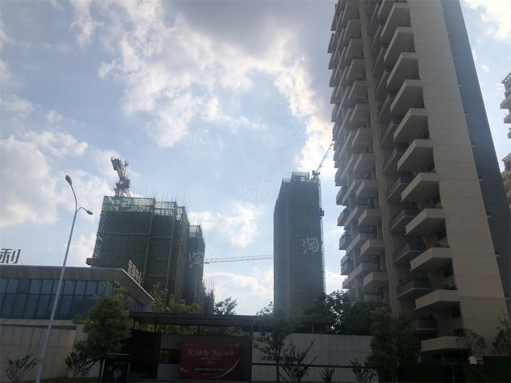 上置绿洲雅宾利实景图