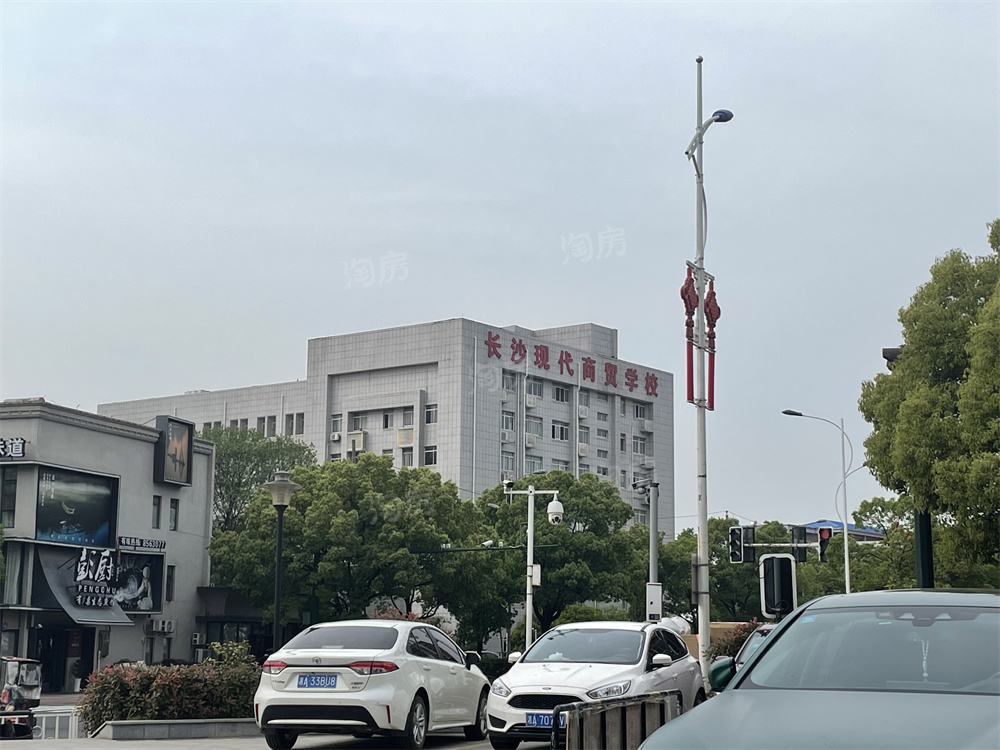 周边配套图
