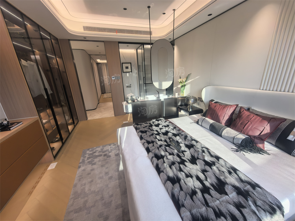 卓越朗宋样板间