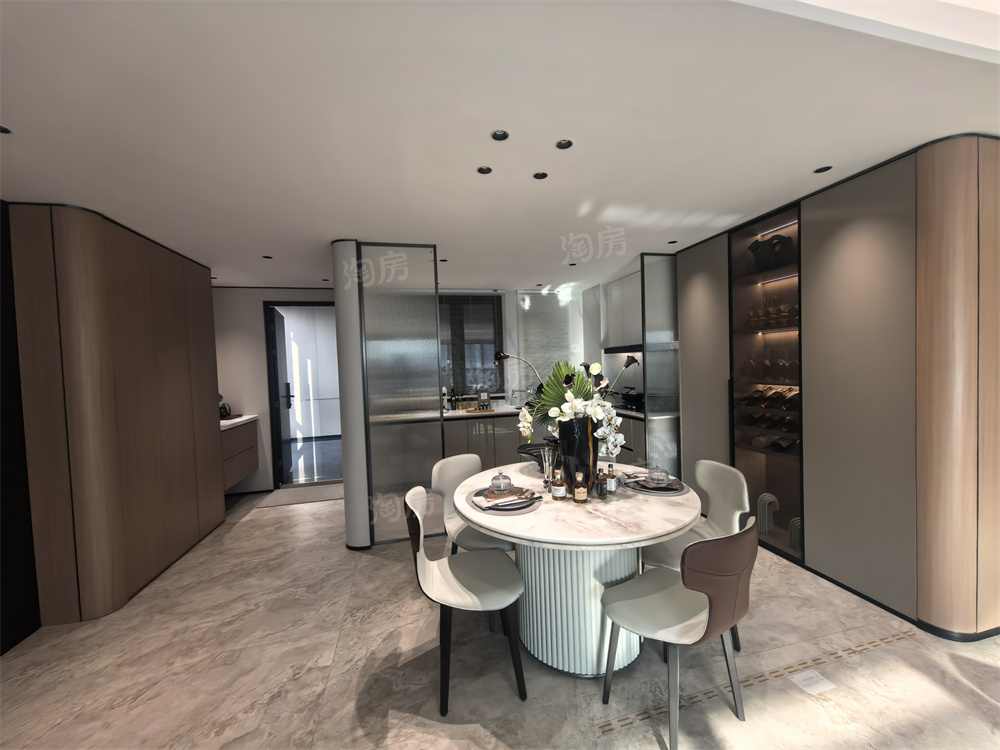 卓越朗宋样板间