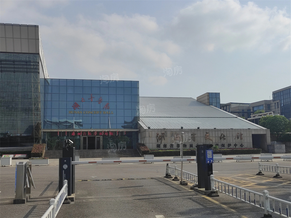 天城上和珺配套图