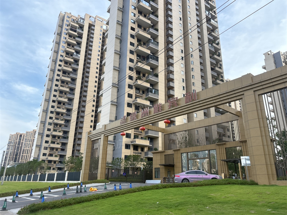 上置绿洲雅宾利实景图