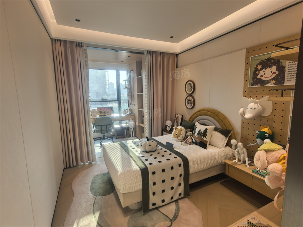 卓越朗宋样板间