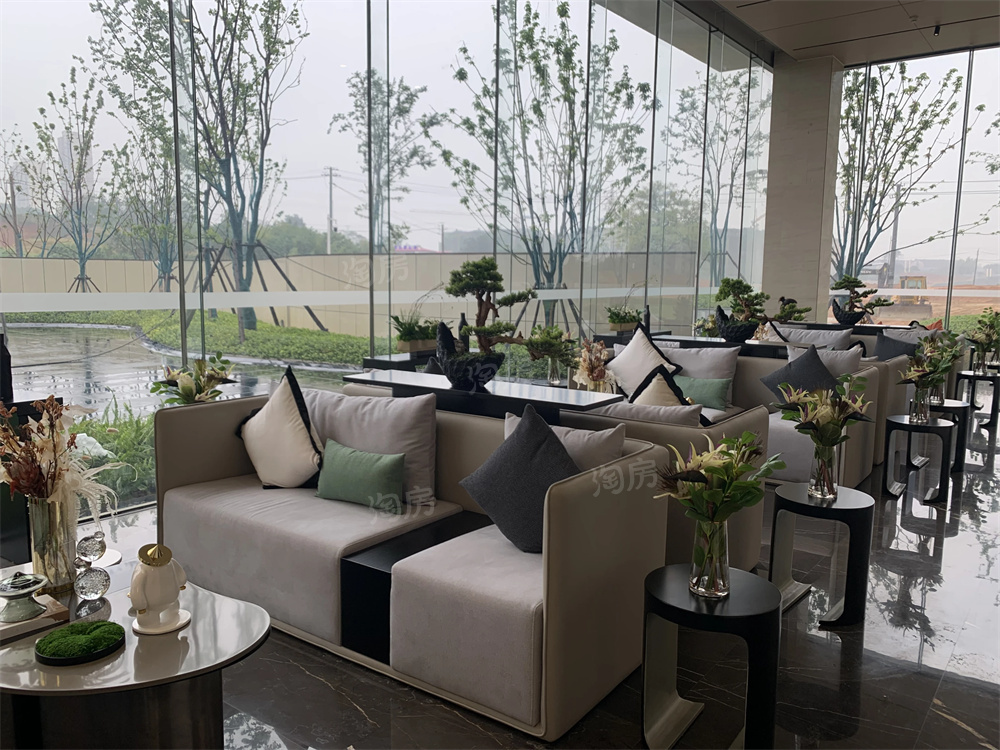 上置绿洲雅宾利实景图