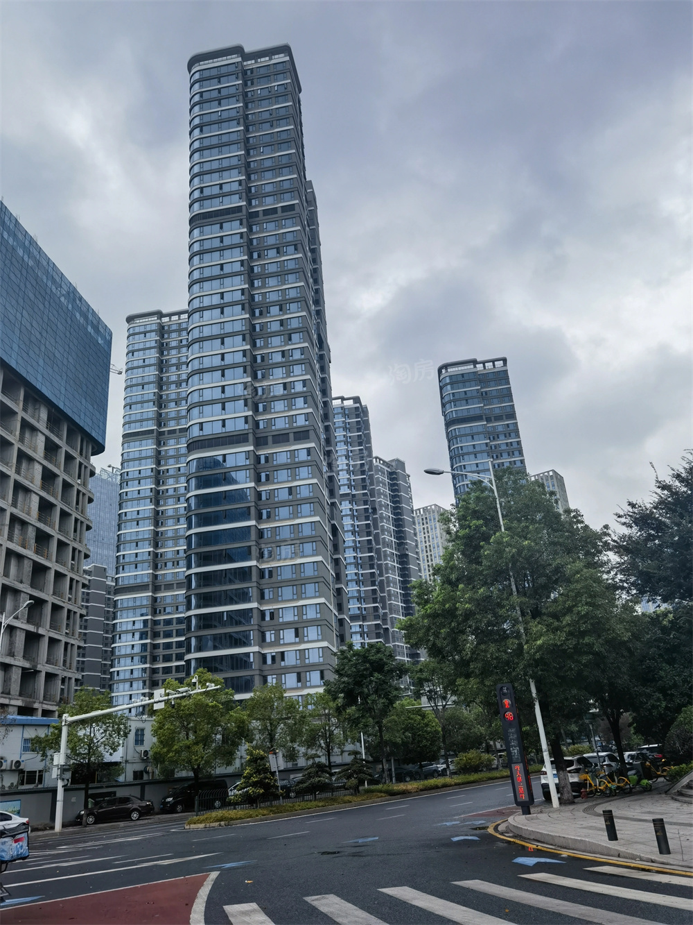 旭辉·铂悦湘江实景图