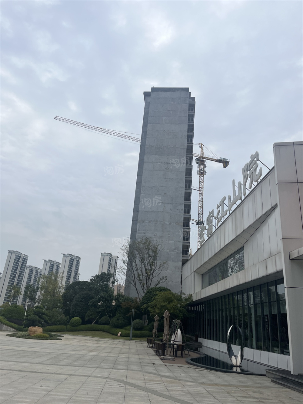 金富江山院价美质优 金富江山院景观生活如期而至