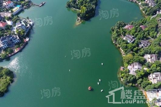 海兰云天湖山壹号实景图