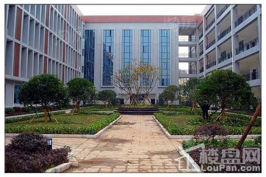 远洋合能枫丹江屿配套图