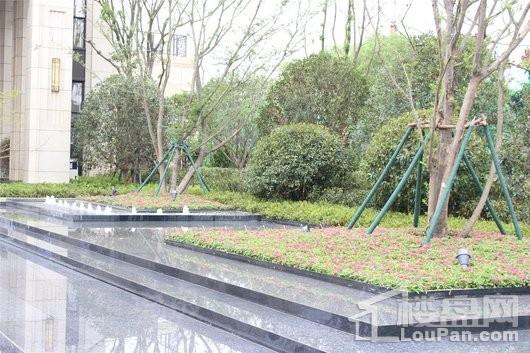 龙城金茂府实景图
