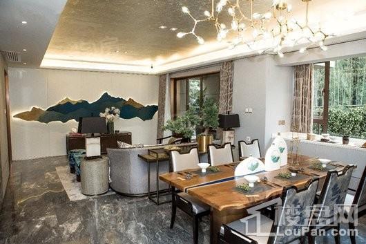 蓝光雍和园样板间