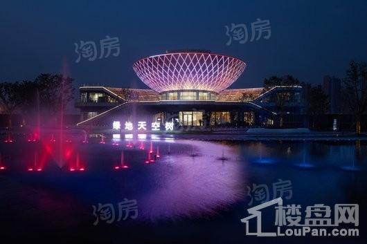 绿地天空树实景图