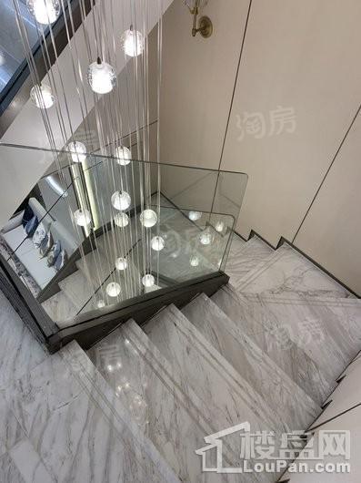 远洋湖墅样板间