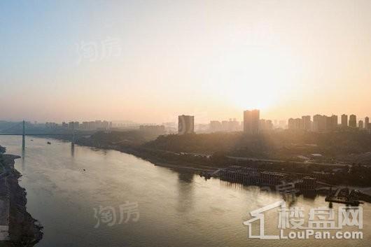 龙湖春江天镜实景图