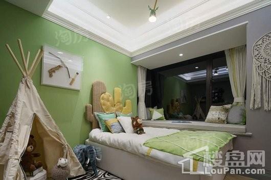 龙湖春江天镜样板间