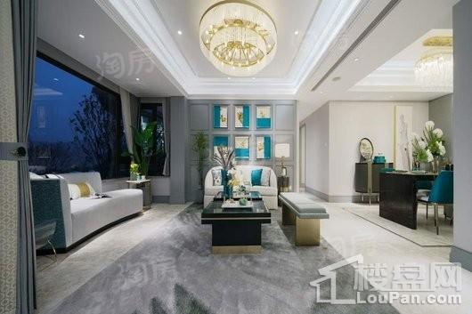 龙湖春江天镜样板间