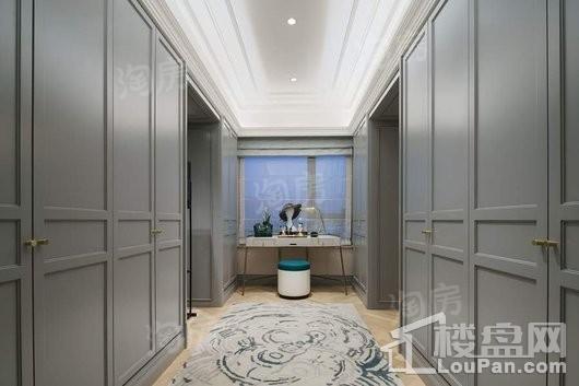 龙湖春江天镜样板间