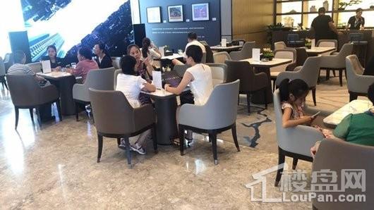 合景泰富誉峰实景图