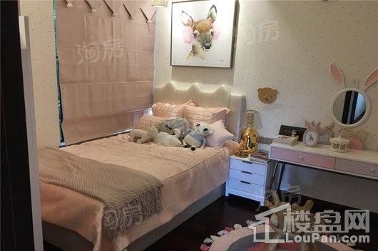 保利合锦领秀山样板间