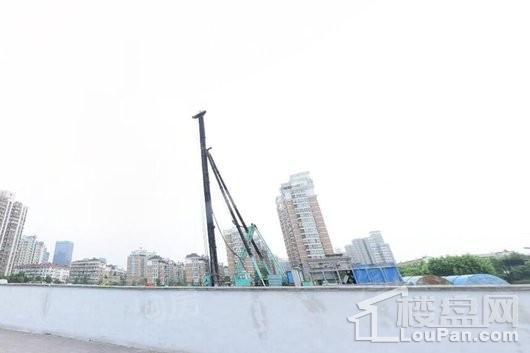 凤起潮鸣实景图