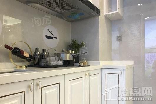 万燊花苑样板间