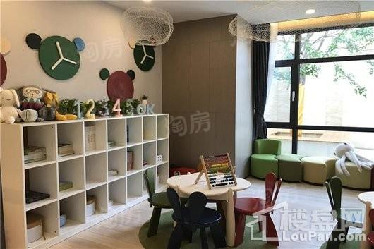 佳荷明都实景图