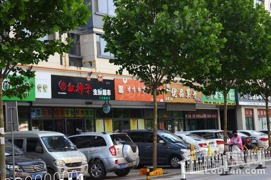 鸿泰公馆配套图