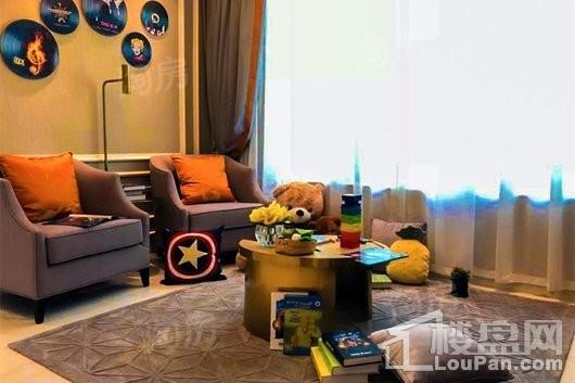 东旭千江月样板间