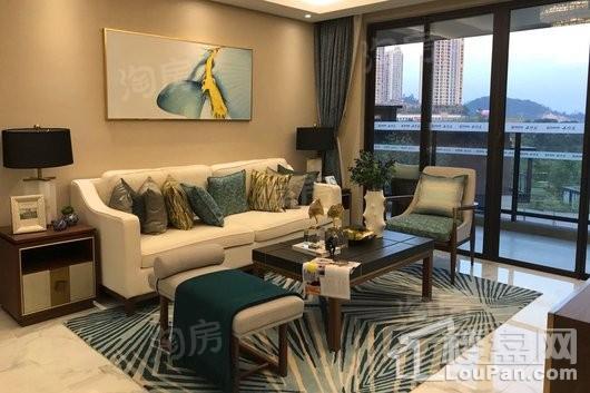 东旭千江月样板间