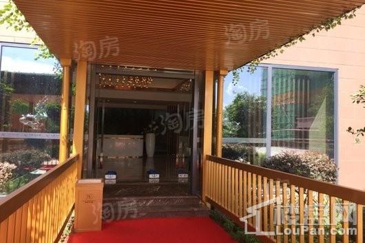 平逸中心城实景图