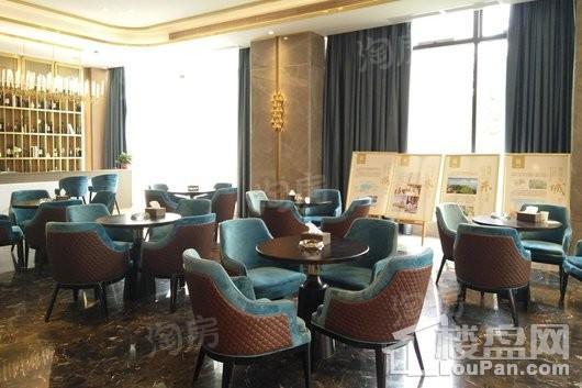 康顺金碧湾花园实景图