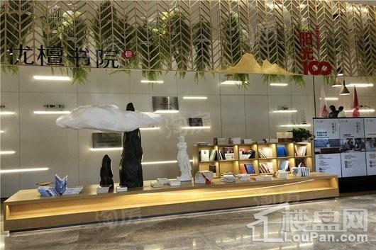 阳光100喜马拉雅实景图