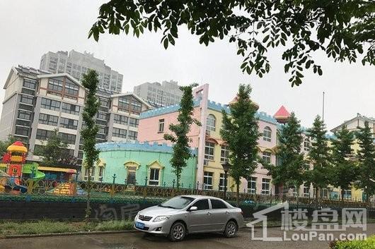 华府名城实景图