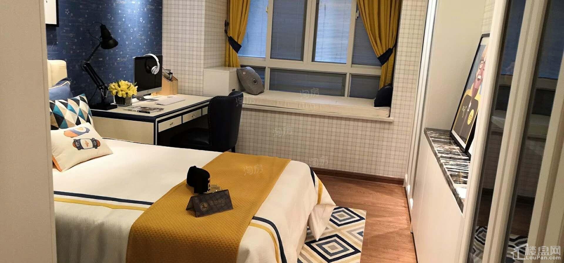 恒通碧水蓝湾样板间