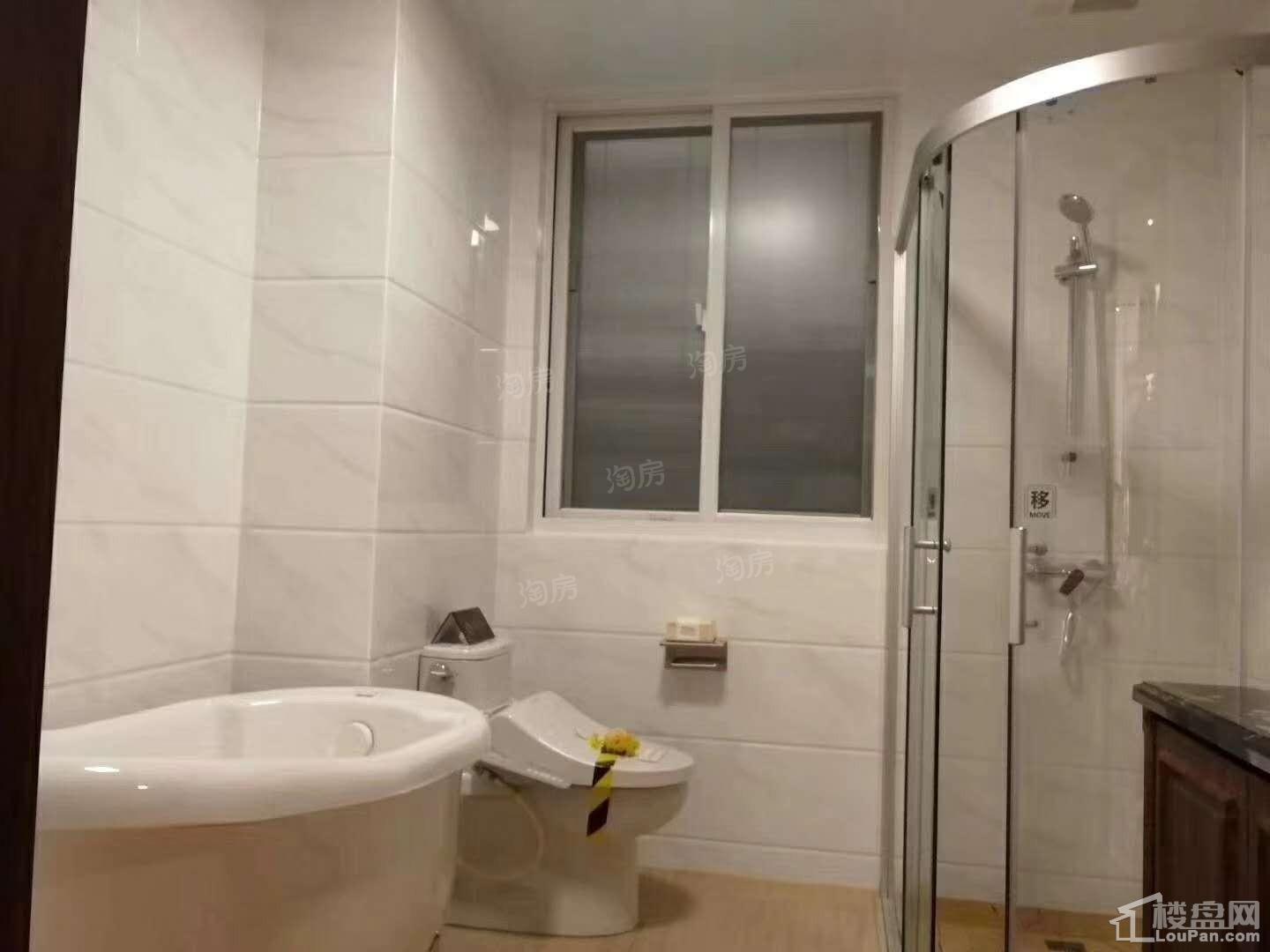 恒通碧水蓝湾样板间