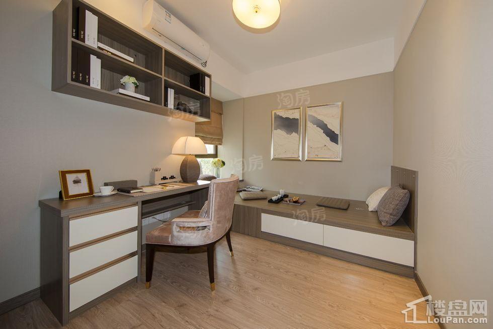 雅居乐珑玥样板间