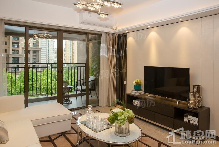 雅居乐珑玥样板间