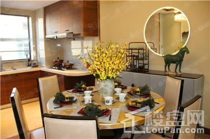 绿地东海岸样板间