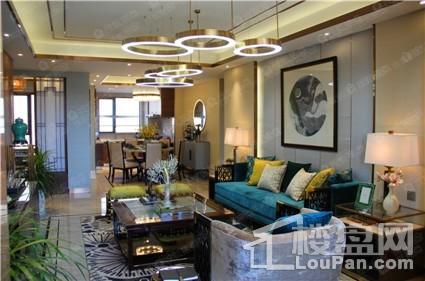 绿地东海岸样板间