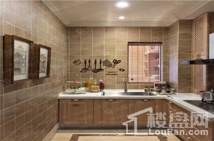 绿地东海岸样板间