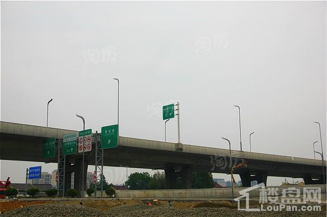 高力国际公寓配套图
