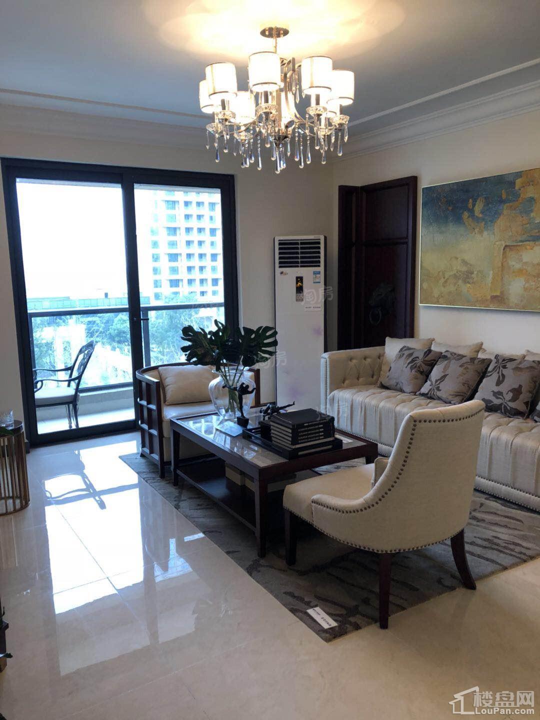 恒大·龙溪翡翠样板间