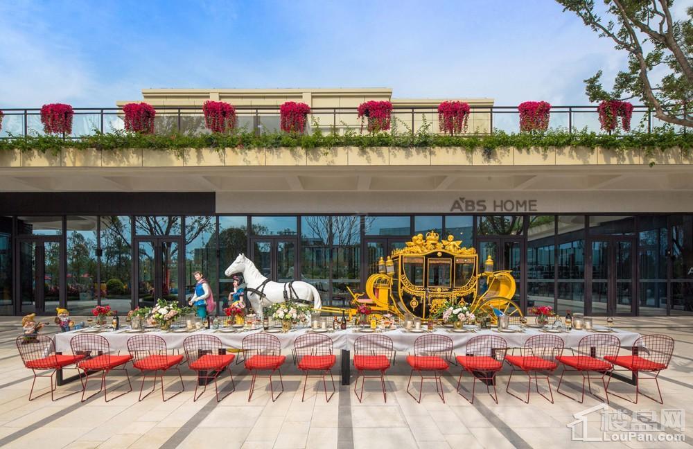 南宁绿地城实景图