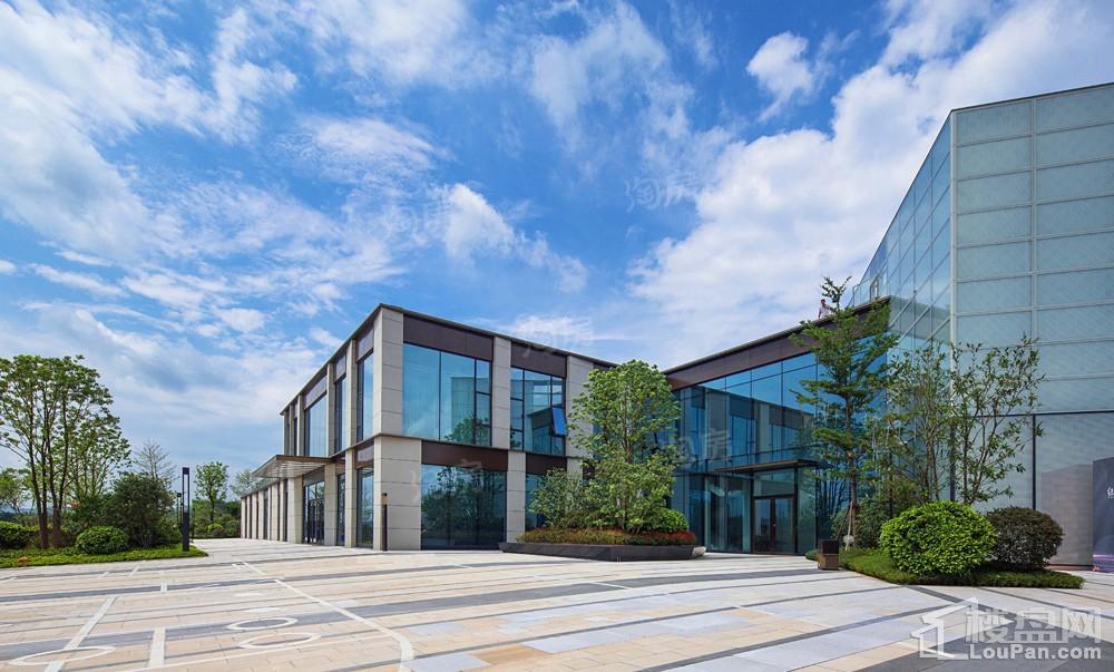 南宁绿地城实景图