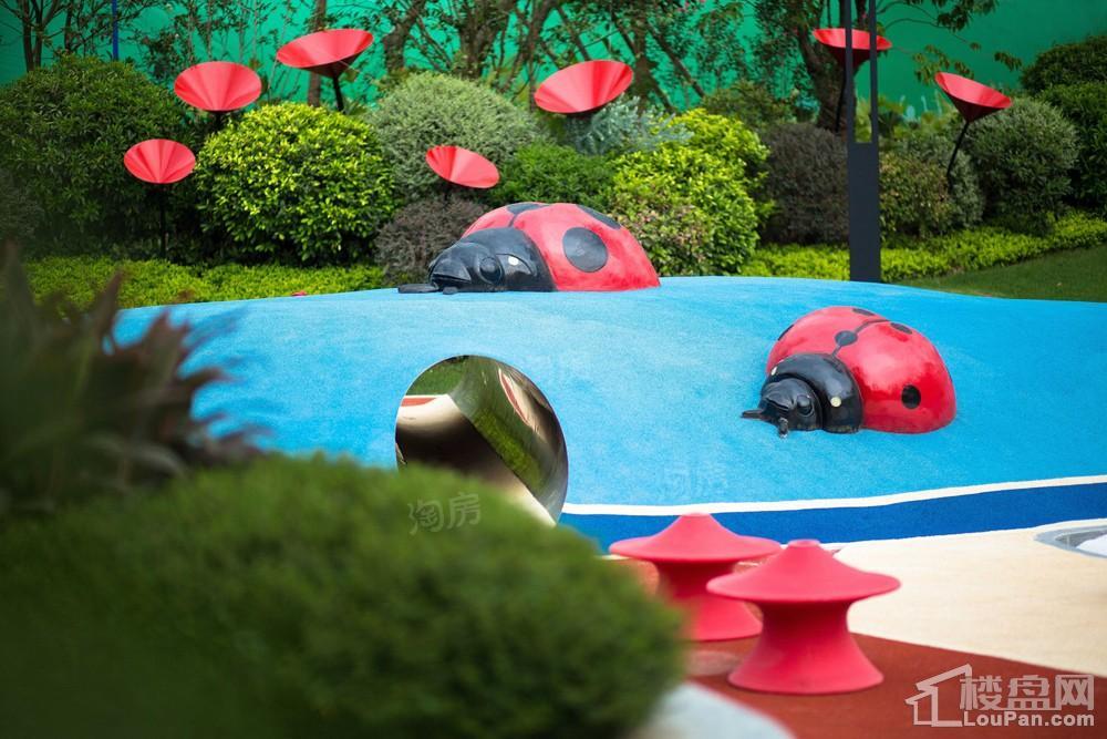 南宁绿地城实景图